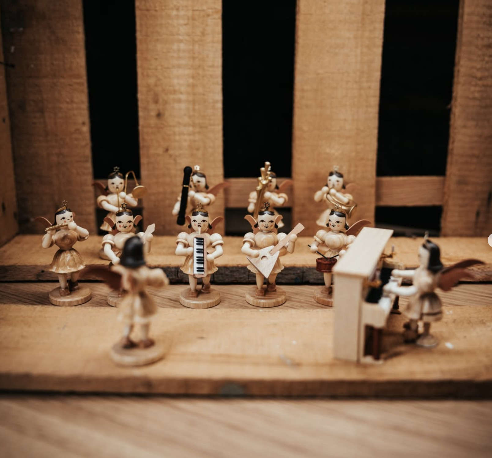 Zauberhafte Neuheiten 2025: Die naturfarbenen Faltenrockengel von Blank