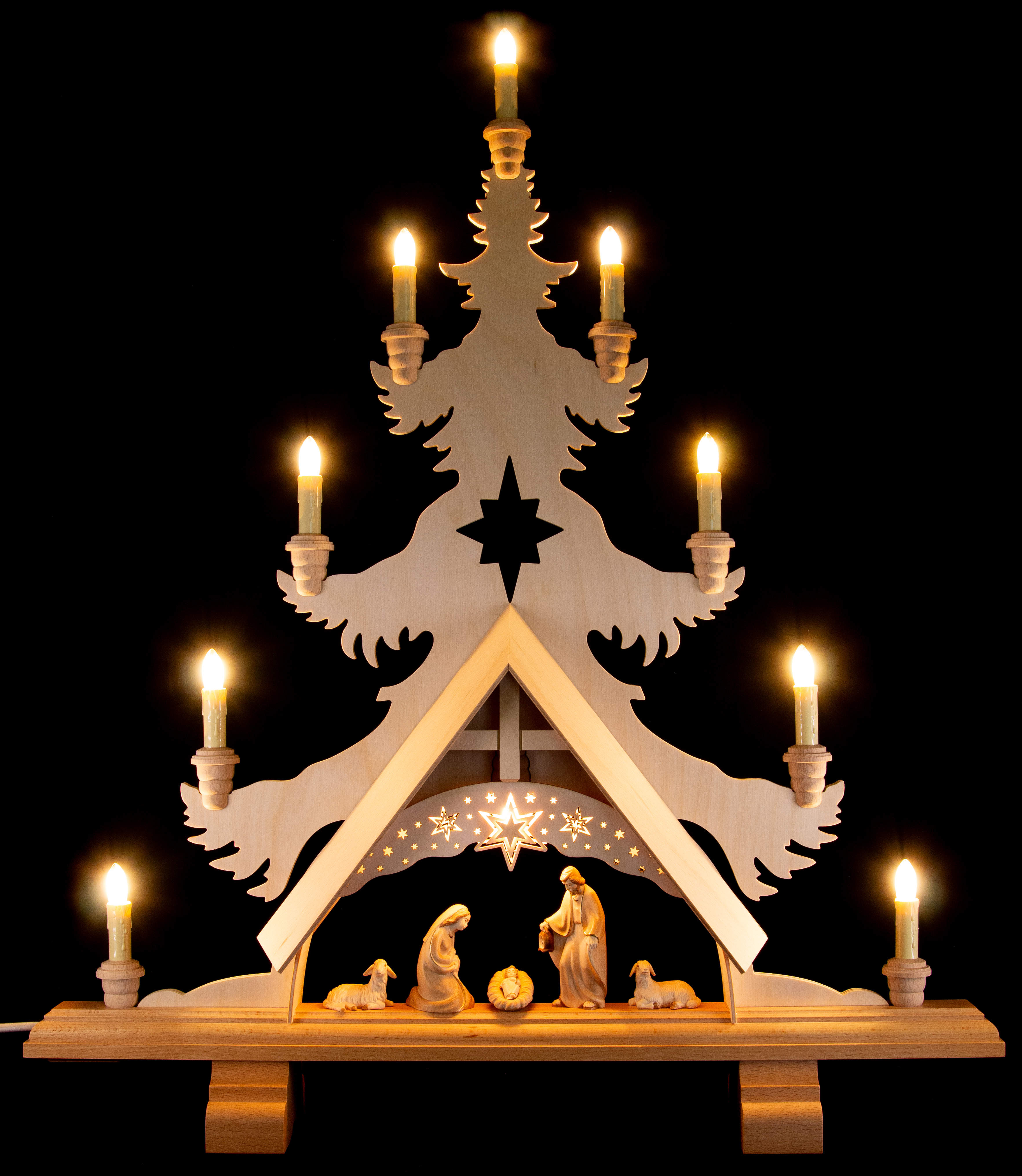 Strahlende Eleganz aus dem Erzgebirge: Die Lichterspitzen von Holzkunst Dost