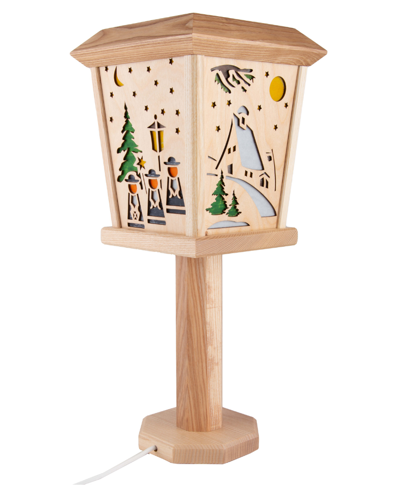 Leuchtende Geschichten aus Holz – Die Standlaternen von Sven Harzer